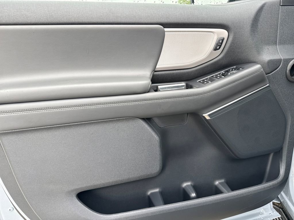 New 2026 Ford Expedition Active RWD image 18