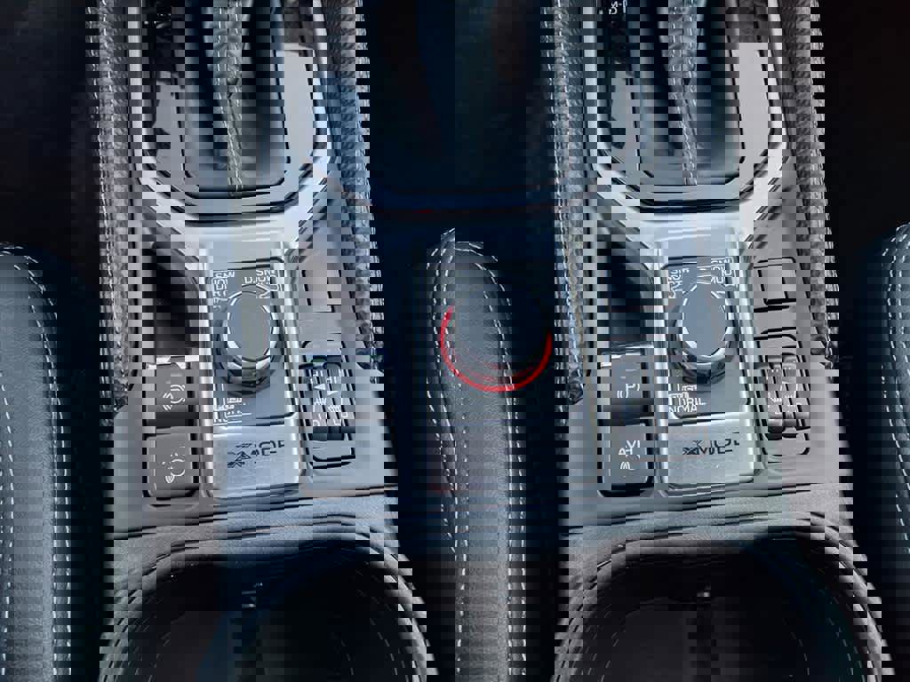 Used 2022 Subaru Forester Limited image 6