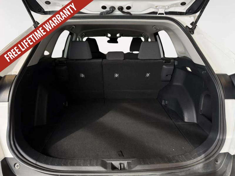 Used 2024 Toyota RAV4 XLE AWD/4WD image 31
