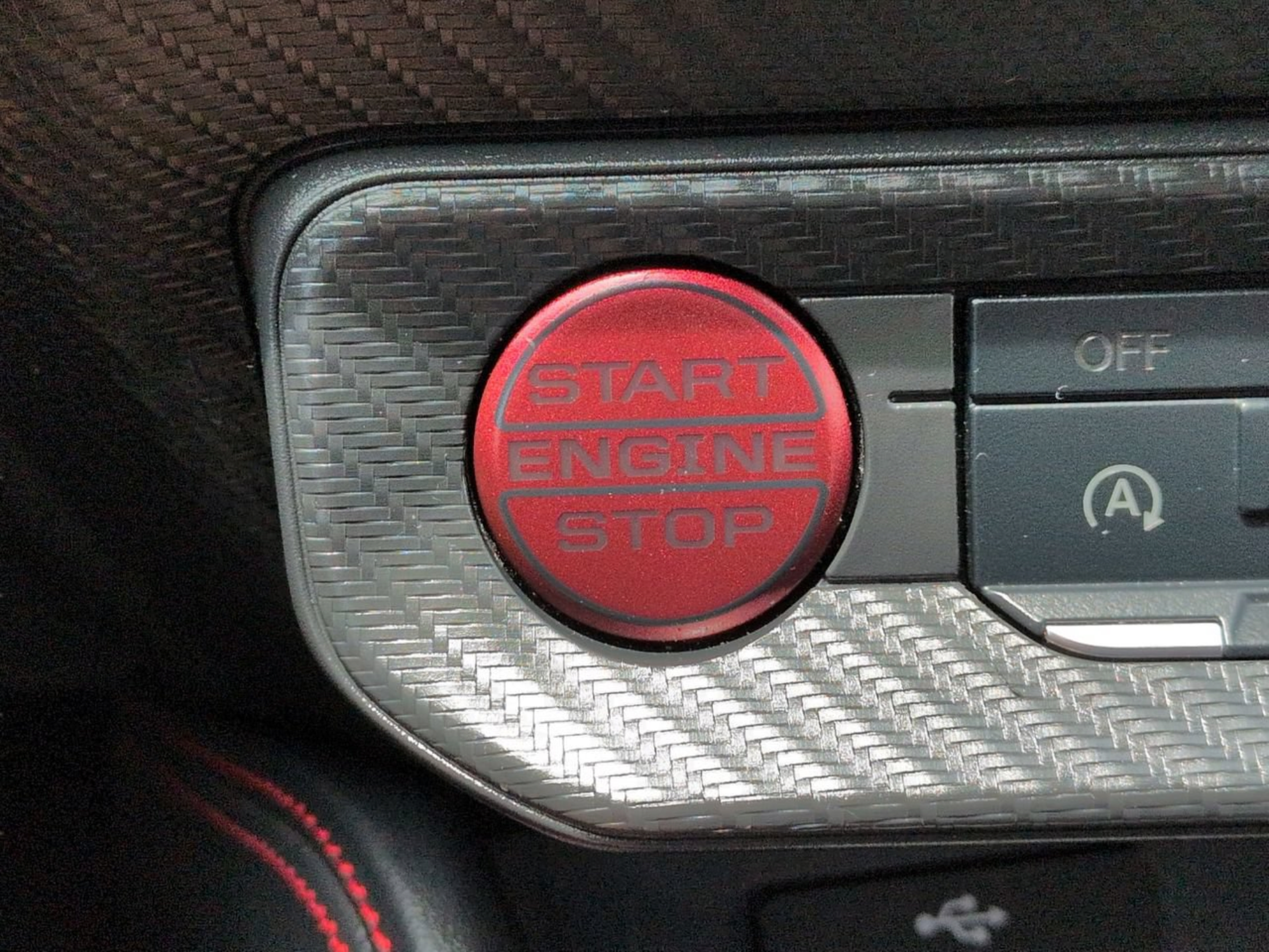 Used 2025 Ford Mustang GT Premium RWD image 33