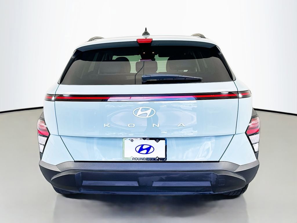 Certified 2025 Hyundai Kona SEL image 6