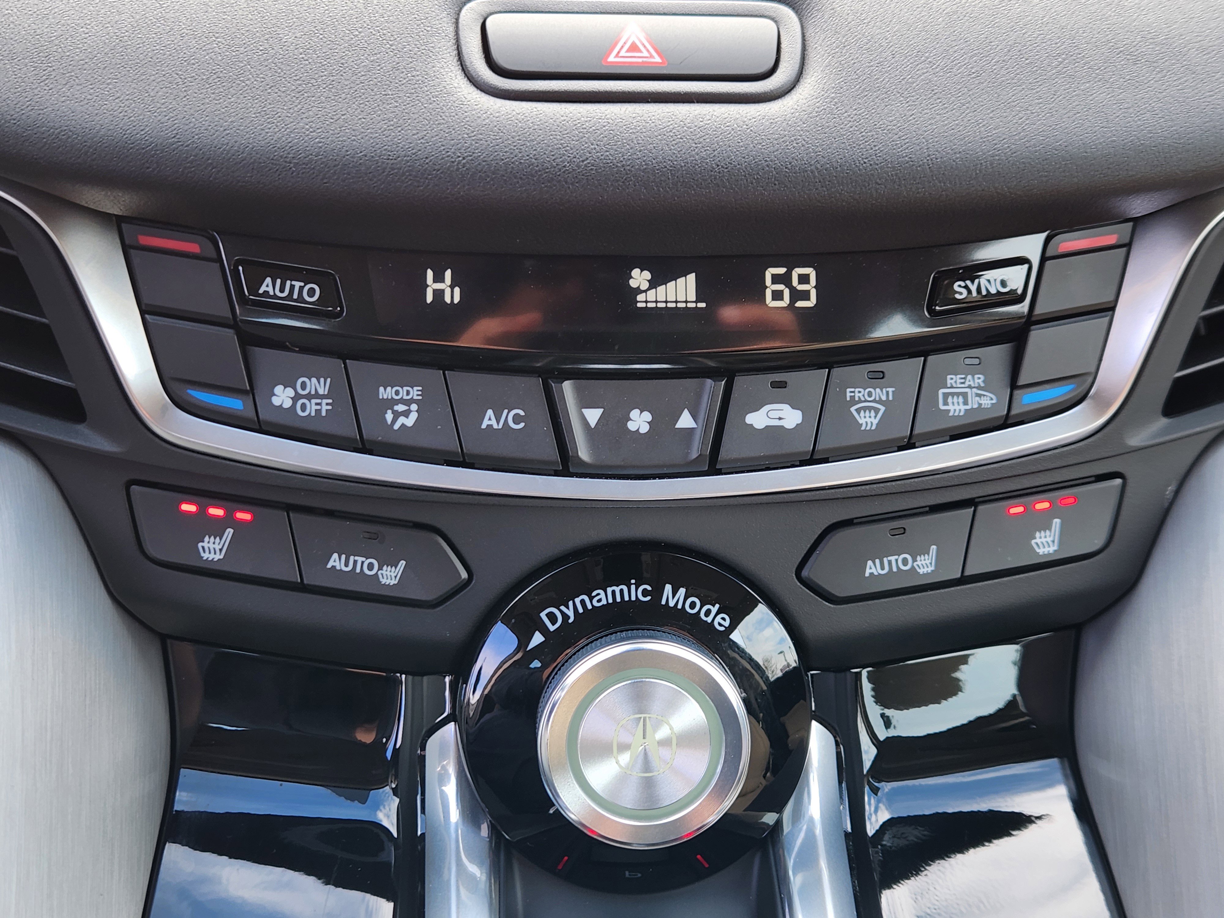 Certified 2025 Acura TLX w/ Technology Package image 22