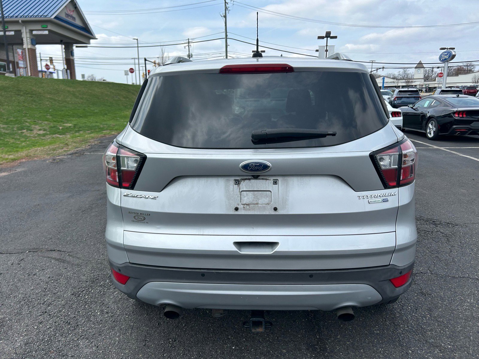 Used 2017 Ford Escape Titanium image 6