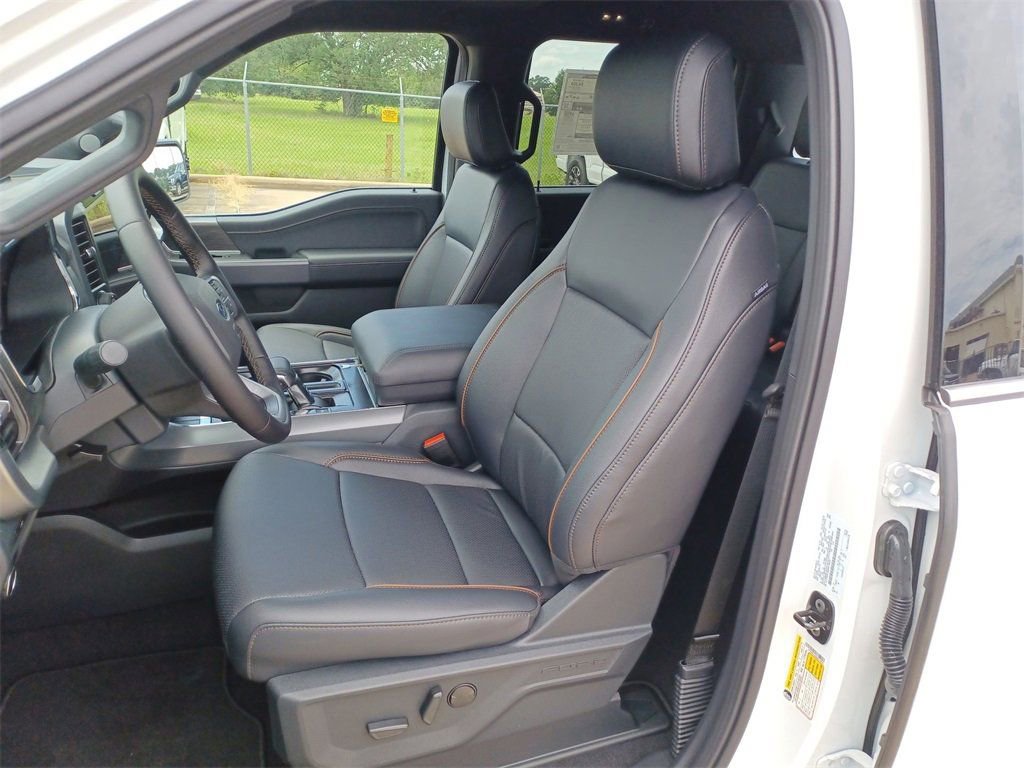 New 2025 Ford F150 Lariat w/ Equipment Group 501A Mid image 19