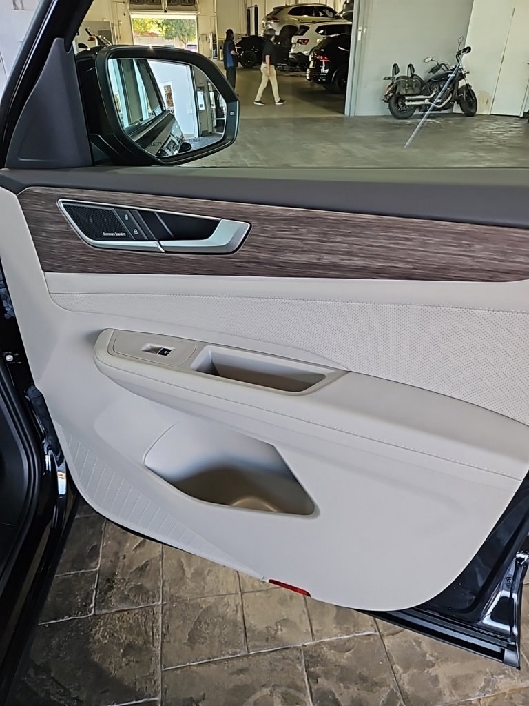 New 2026 Volkswagen Atlas SEL Premium R-Line image 11