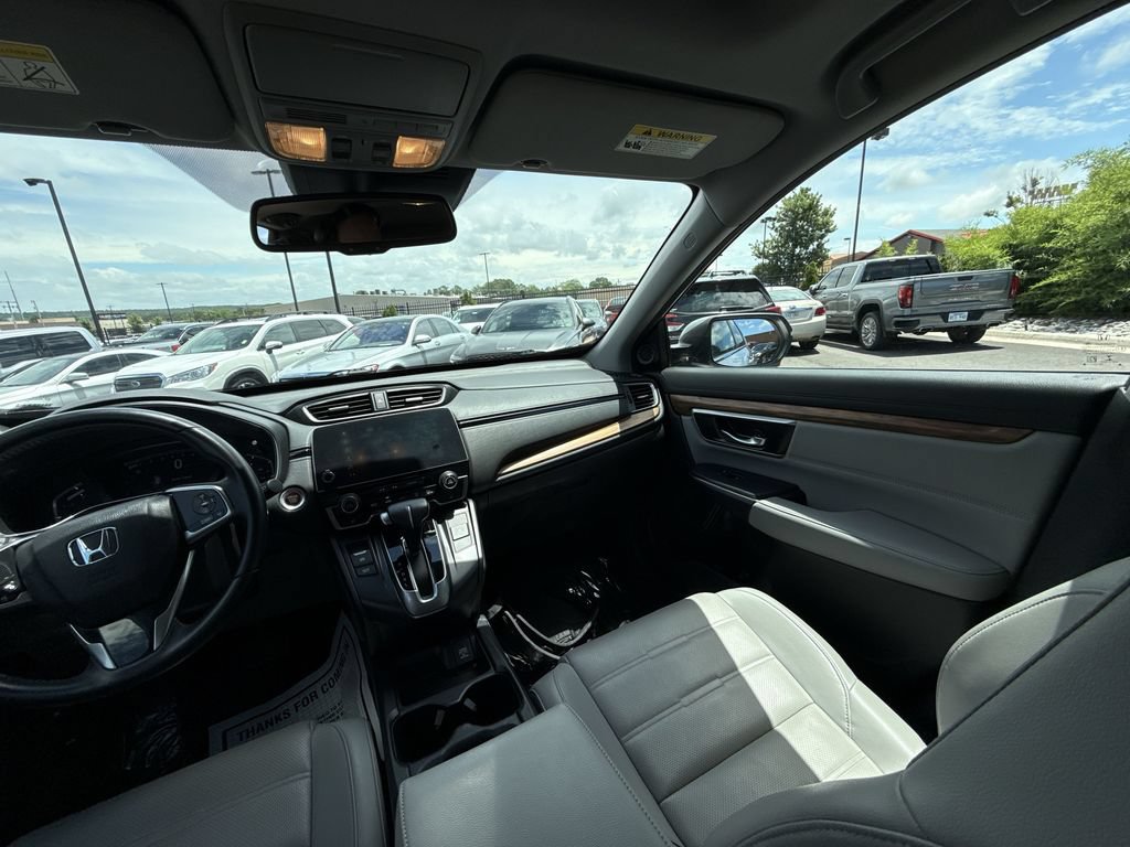 Used 2018 Honda CR-V Touring image 11