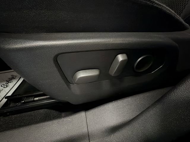 Used 2021 Buick Envision Preferred FWD image 12