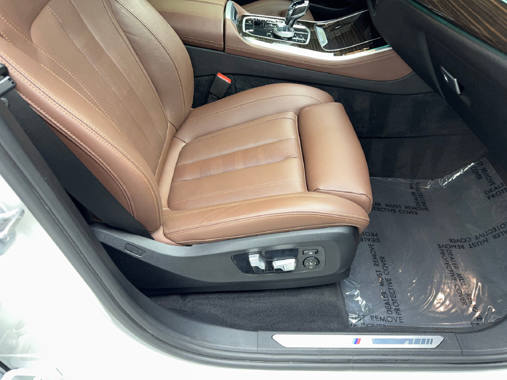 Used 2021 BMW X5 sDrive40i w/ M Sport Package RWD image 46