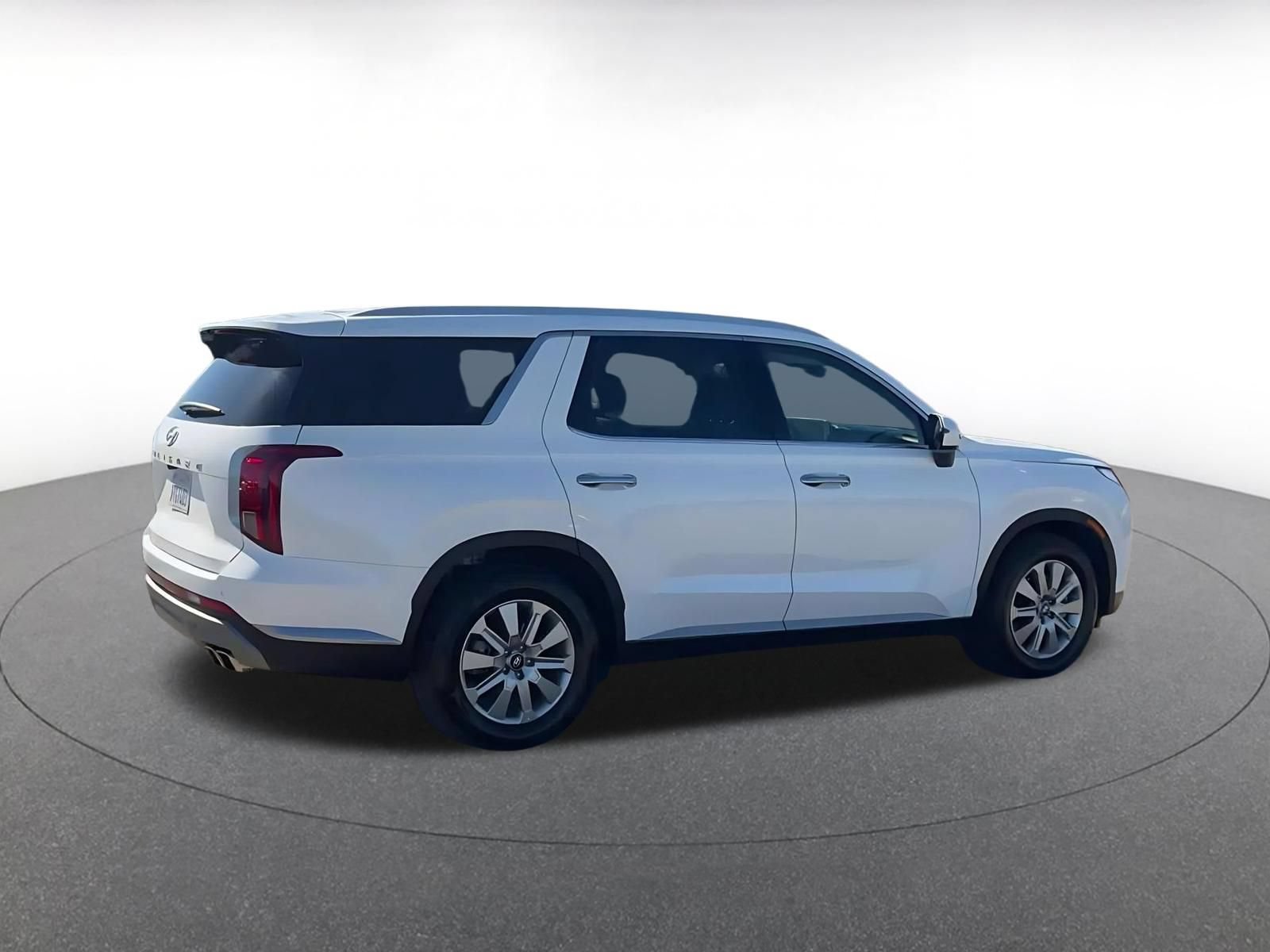 Used 2025 Hyundai Palisade SEL FWD image 15