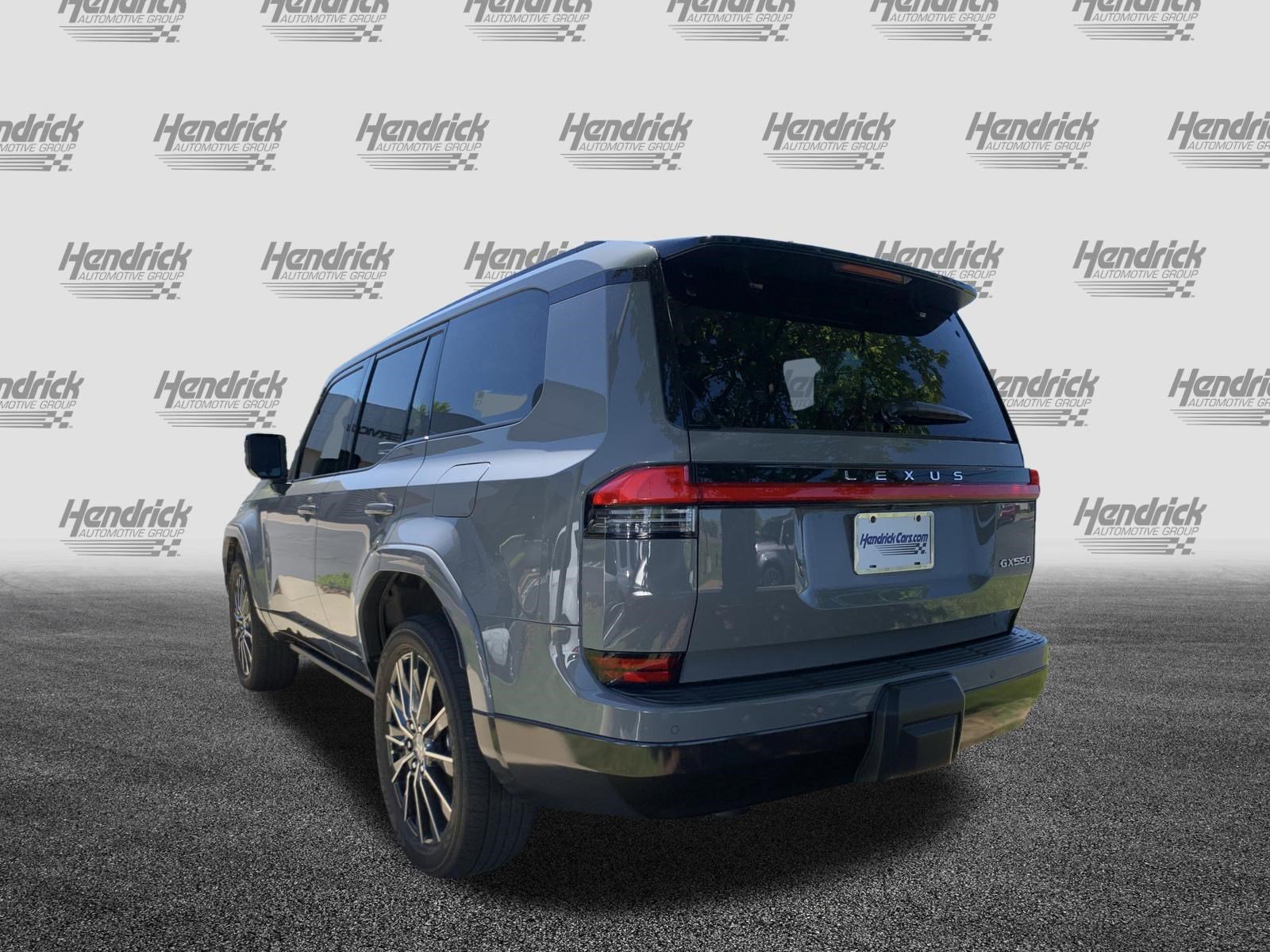 Used 2024 Lexus GX 550 w/ Accessory Package (Z1) AWD/4WD image 8