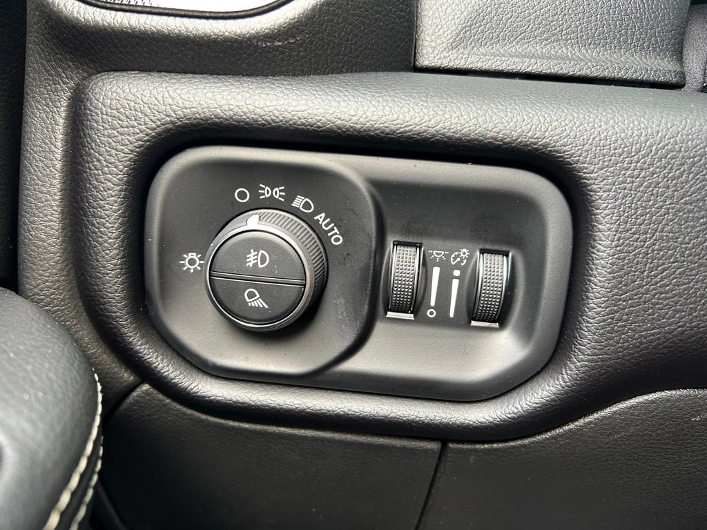 Used 2025 RAM 2500 Rebel w/ Rebel Level 1 Equipment Group AWD/4WD image 59