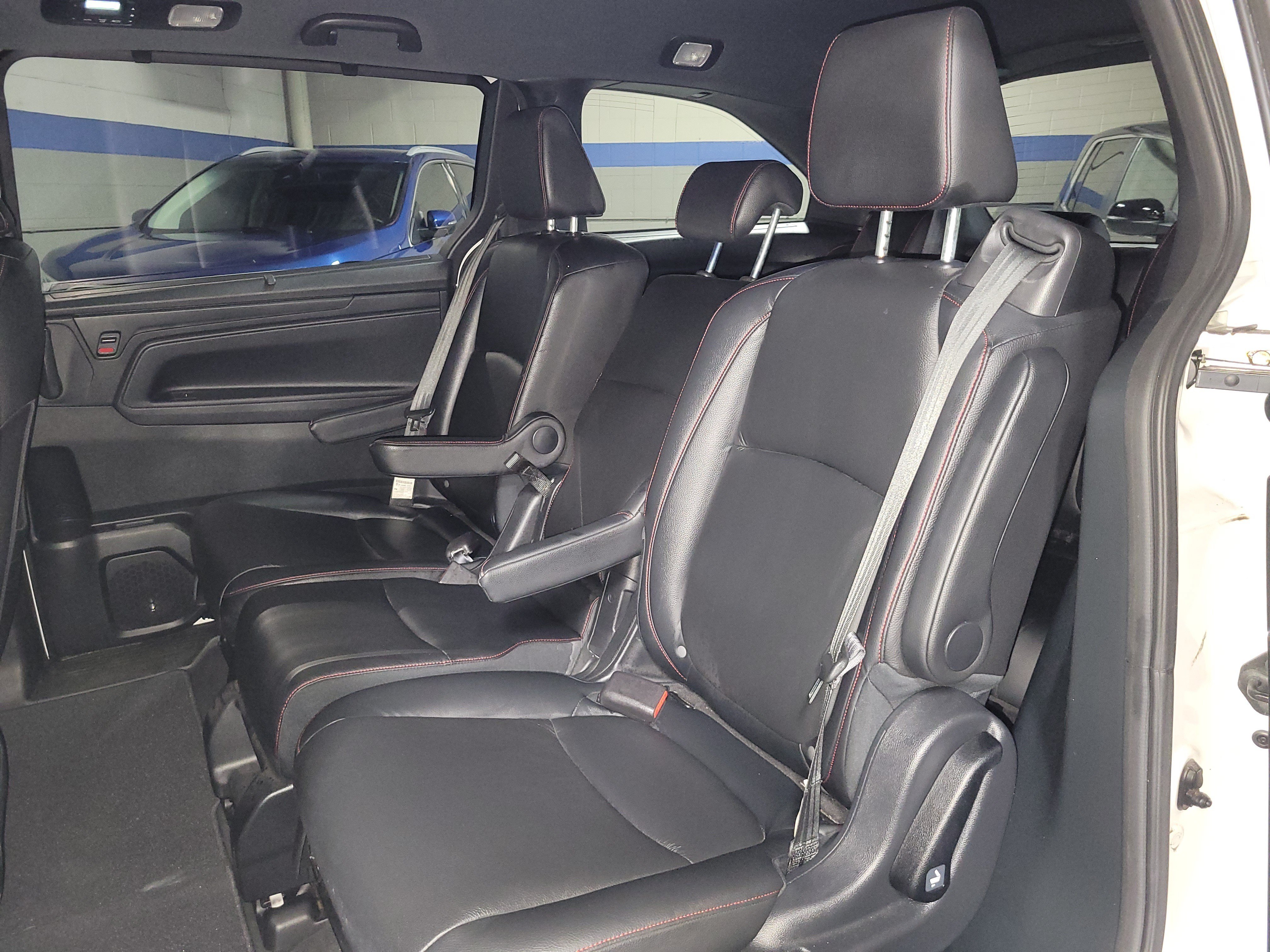 Used 2023 Honda Odyssey Sport image 18