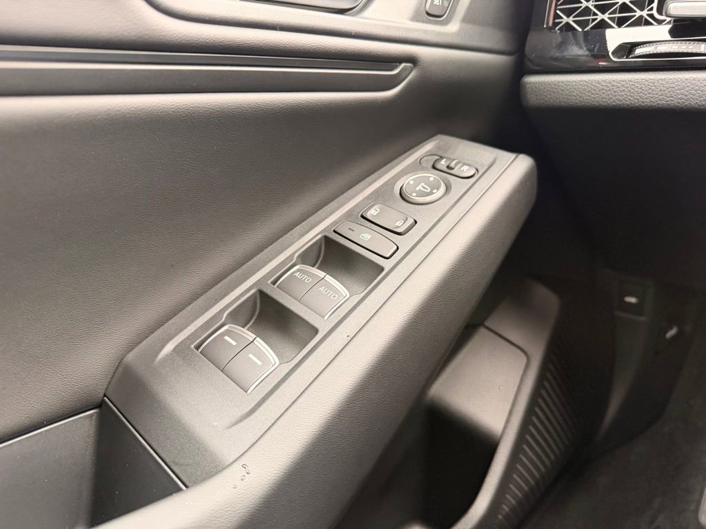 New 2026 Honda Accord EX-L image 12