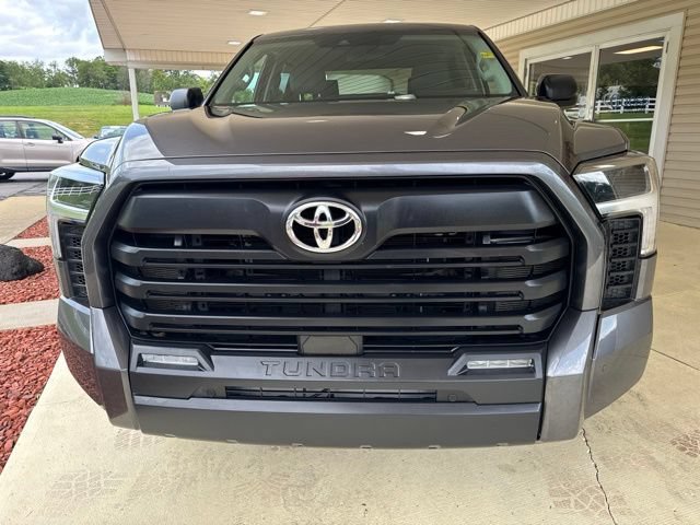 Used 2024 Toyota Tundra SR5 w/ SR5 Convenience Package AWD/4WD image 11