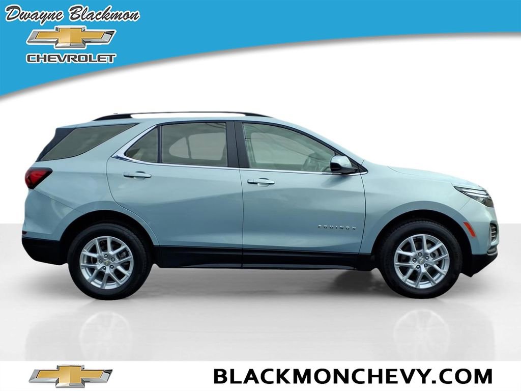 Used 2022 Chevrolet Equinox LT image 2