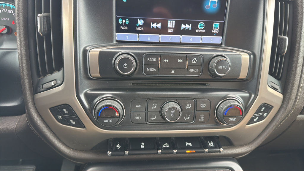 Used 2019 GMC Sierra 2500 Denali AWD/4WD image 18