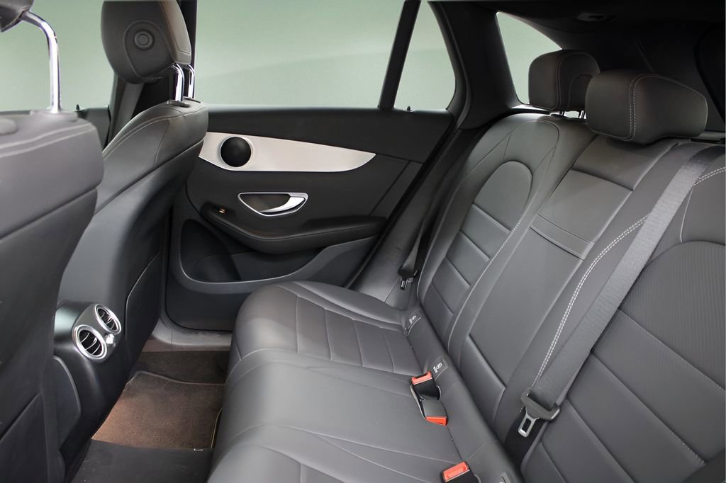 Used 2021 Mercedes-Benz GLC 300 image 21