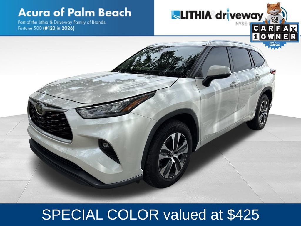 Used 2020 Toyota Highlander XLE FWD 360° Tour