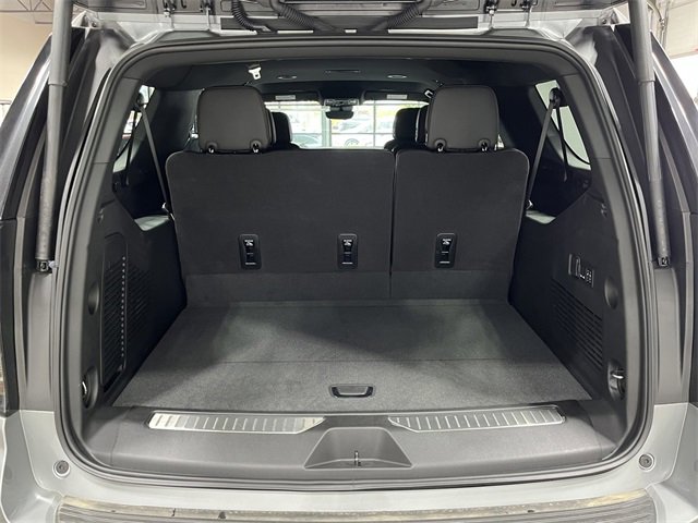 New 2025 Chevrolet Suburban High Country image 24