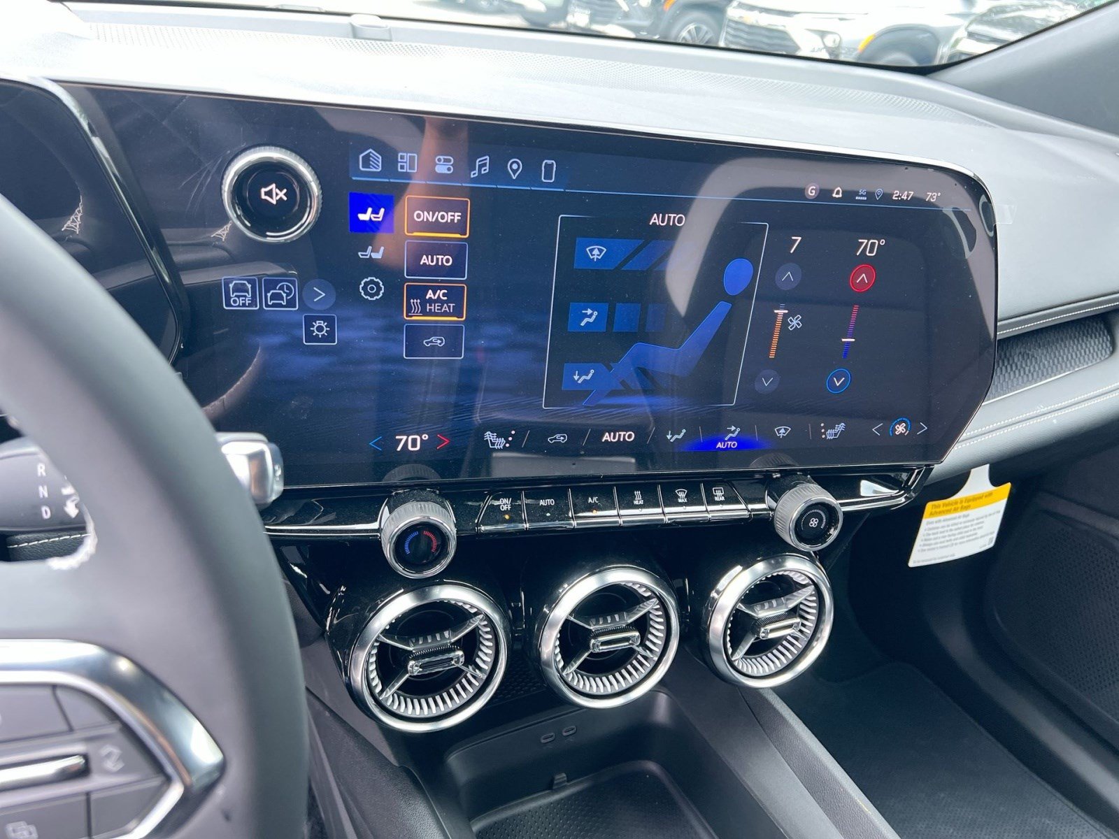New 2026 Chevrolet Blazer EV LT AWD/4WD image 18