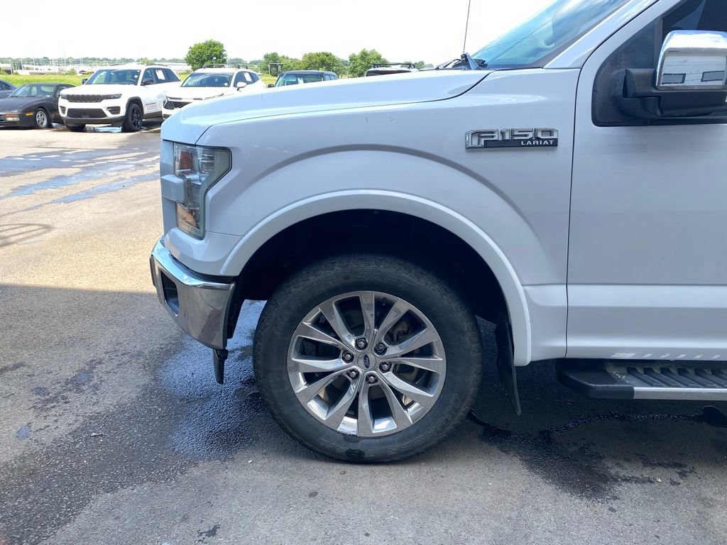 Used 2017 Ford F150 Lariat w/ Equipment Group 502A Luxury AWD/4WD image 30