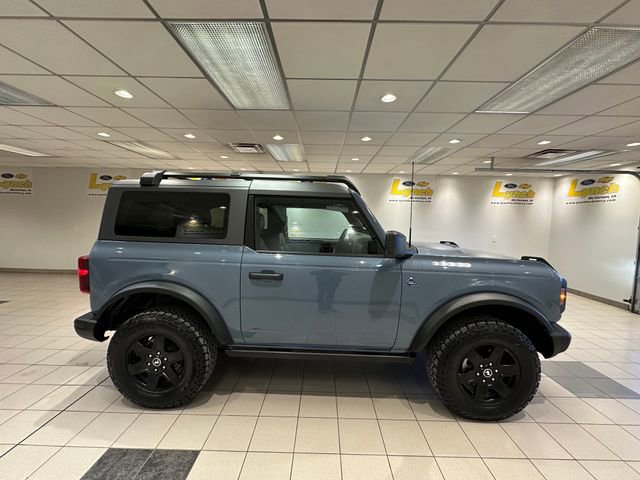 Used 2024 Ford Bronco Black Diamond image 3