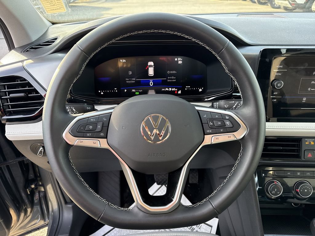 Used 2025 Volkswagen Taos S image 24