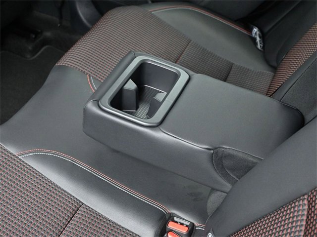 Used 2025 Nissan Kicks SR image 22