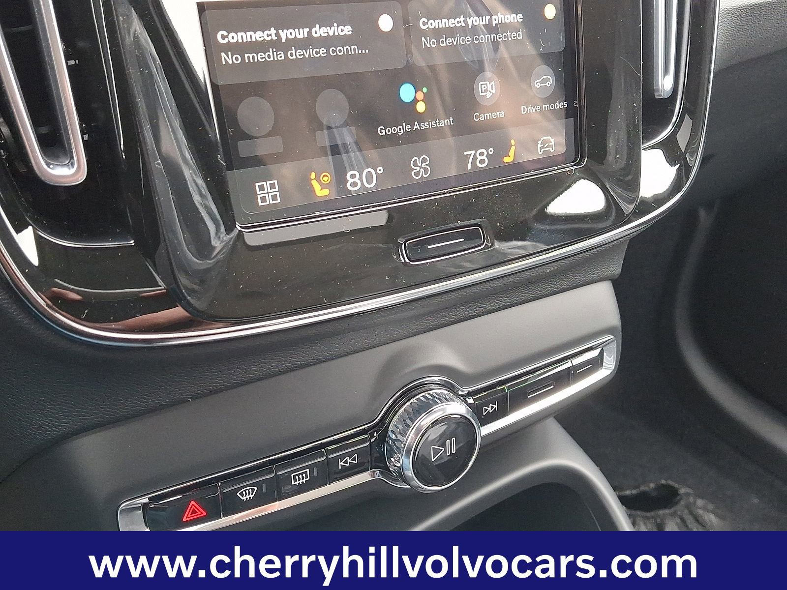 New 2026 Volvo XC40 B5 Core w/ Protection Package Premier image 12