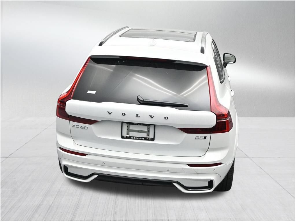 New 2026 Volvo XC60 B5 Ultra AWD/4WD image 16