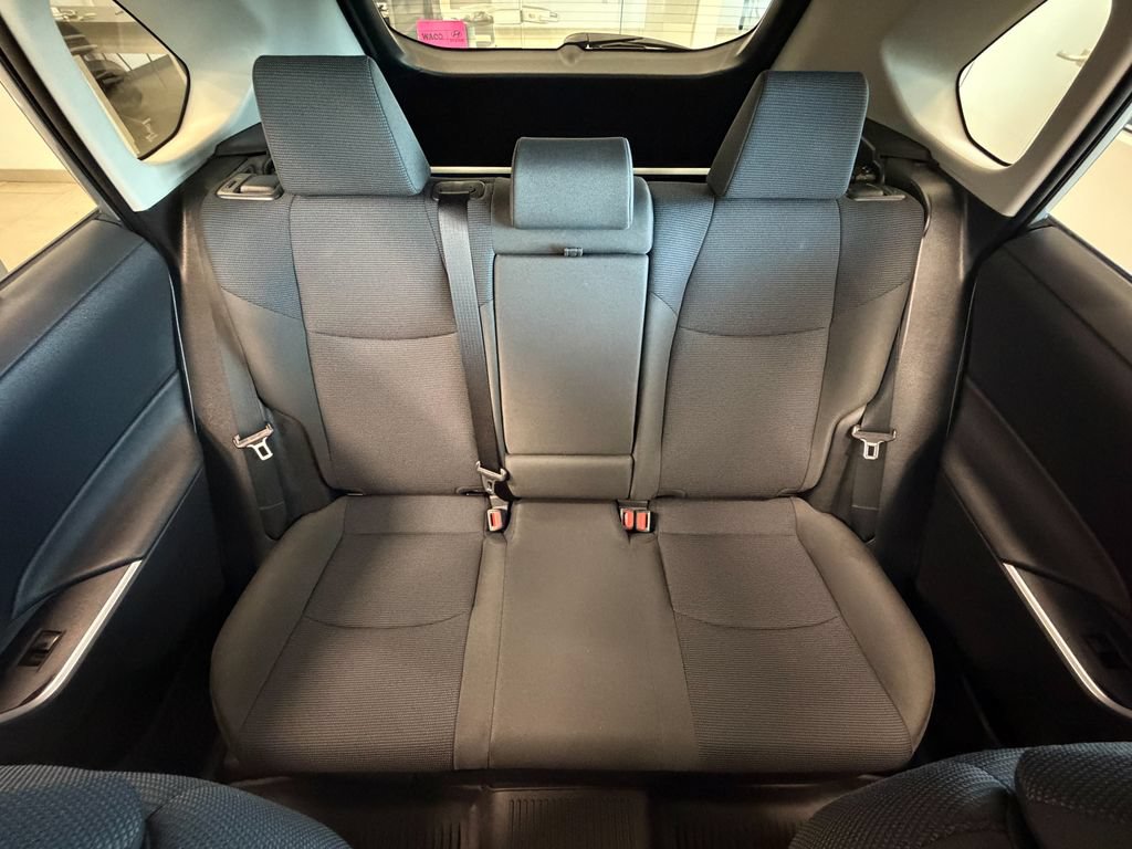 Used 2025 Toyota RAV4 LE AWD/4WD image 27