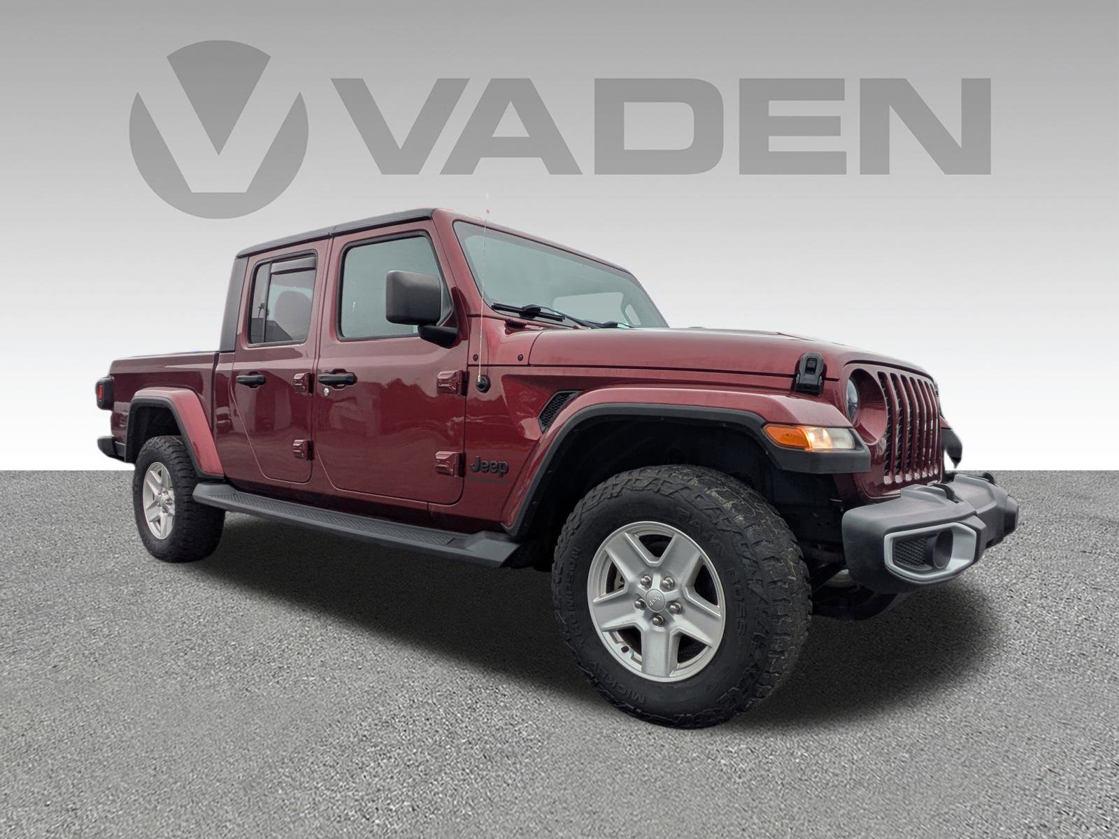 Used 2022 Jeep Gladiator Sport image 3