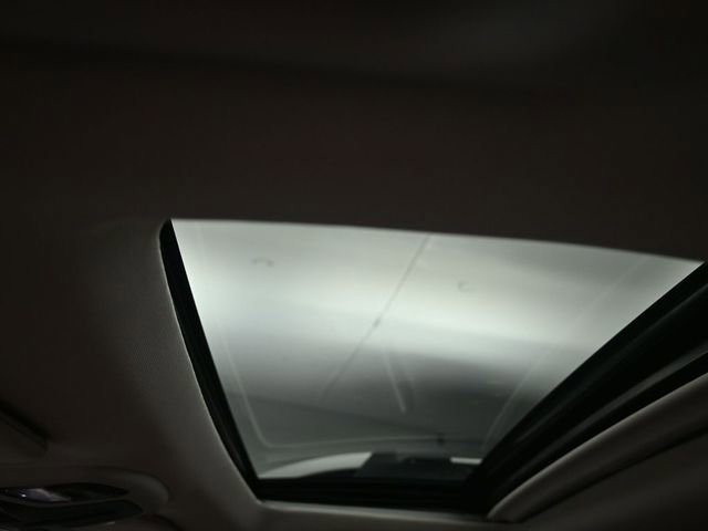 Certified 2025 Subaru Outback Touring w/ Popular Package #2 image 19