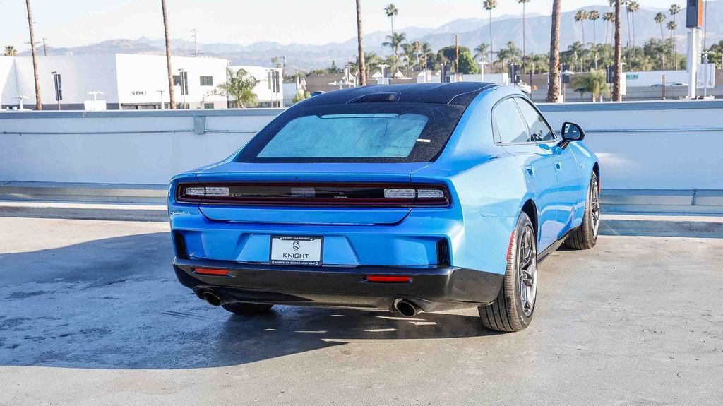 New 2026 Dodge Charger R/T w/ Blacktop Package AWD/4WD image 9