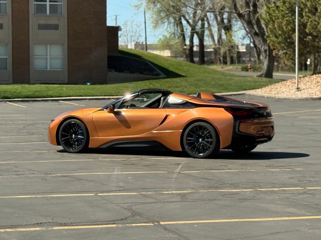 Used 2019 BMW i8 Roadster image 13