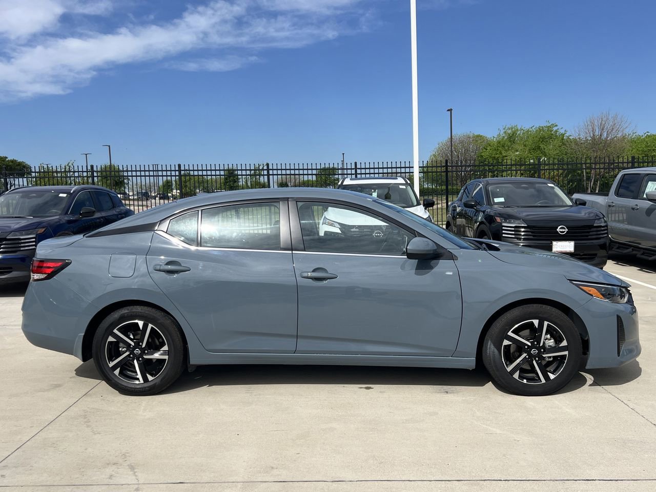 Certified 2025 Nissan Sentra SV w/ Trunk Package image 3