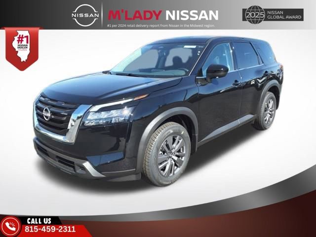 New 2025 Nissan Pathfinder S image 3