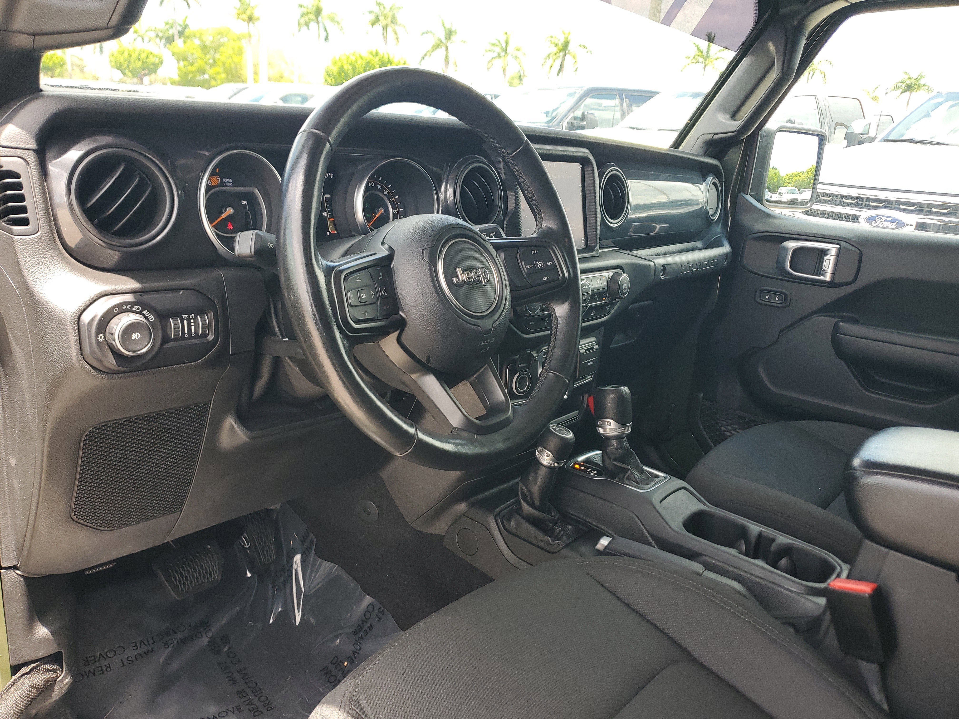Used 2021 Jeep Wrangler Unlimited Sport AWD/4WD image 9