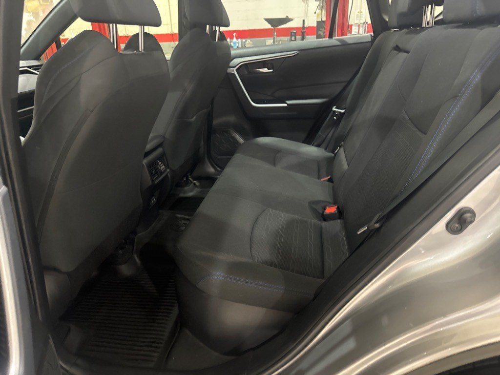 Used 2022 Toyota RAV4 SE AWD/4WD image 47