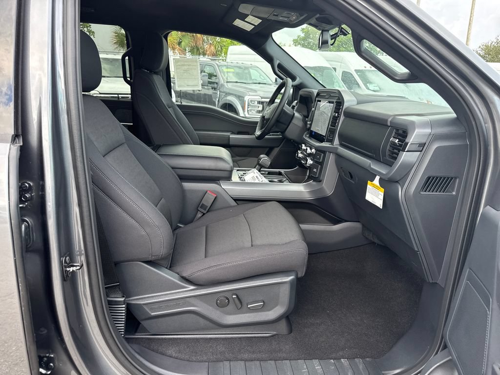 New 2026 Ford F150 XLT w/ Equipment Group 302A MID RWD image 22