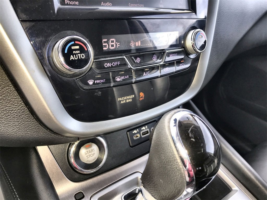 Used 2024 Nissan Murano SV w/ SV Midnight Edition Package image 18