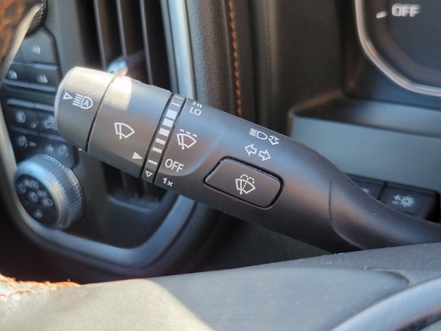 Used 2019 GMC Sierra 1500 AT4 w/ AT4 Premium Package AWD/4WD image 16