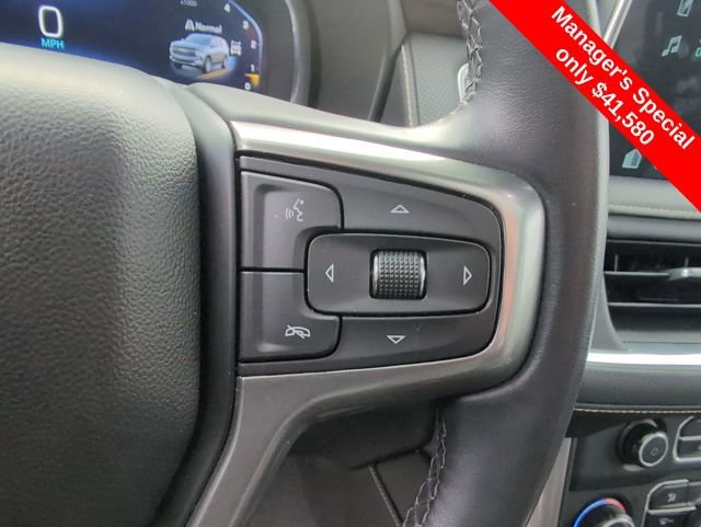 Used 2023 Chevrolet Suburban Premier image 18