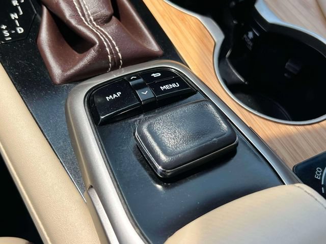 Used 2019 Lexus RX 350L AWD image 33