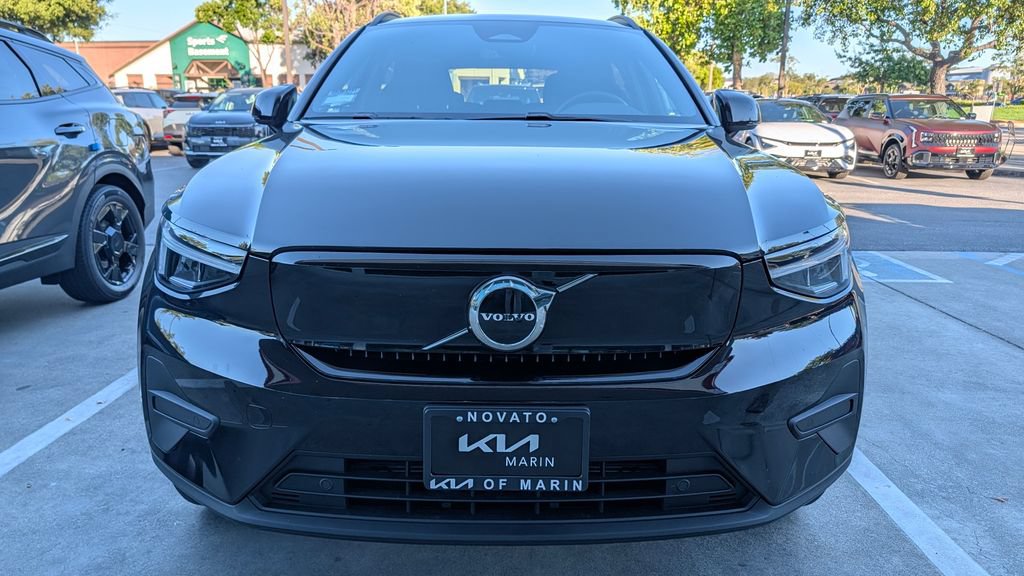 Used 2025 Volvo EX40 Core w/ Climate Package AWD/4WD image 11