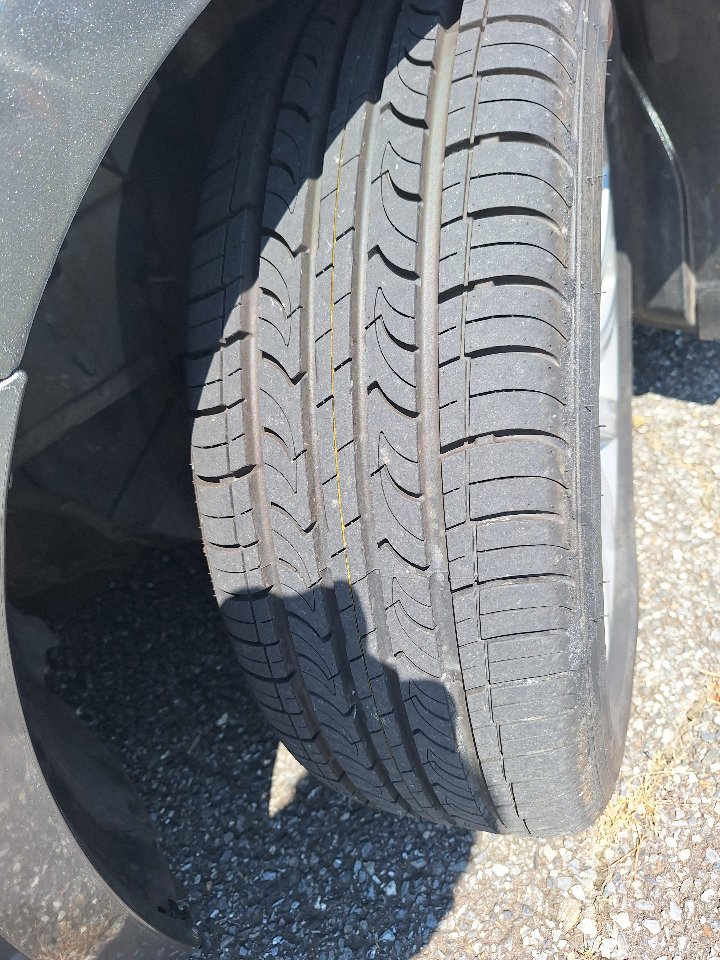 Used 2013 Chrysler 200 Limited w/ Sun/Sound Group image 32