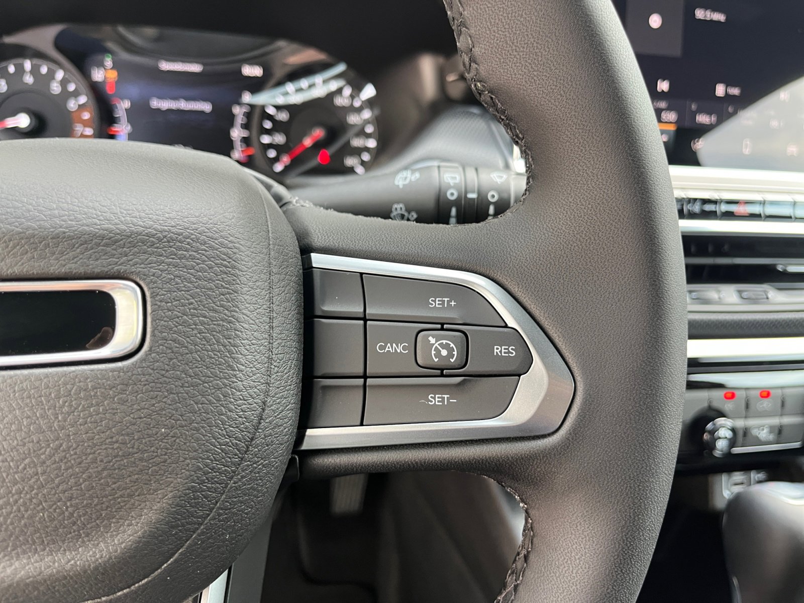 New 2026 Jeep Compass Latitude image 18