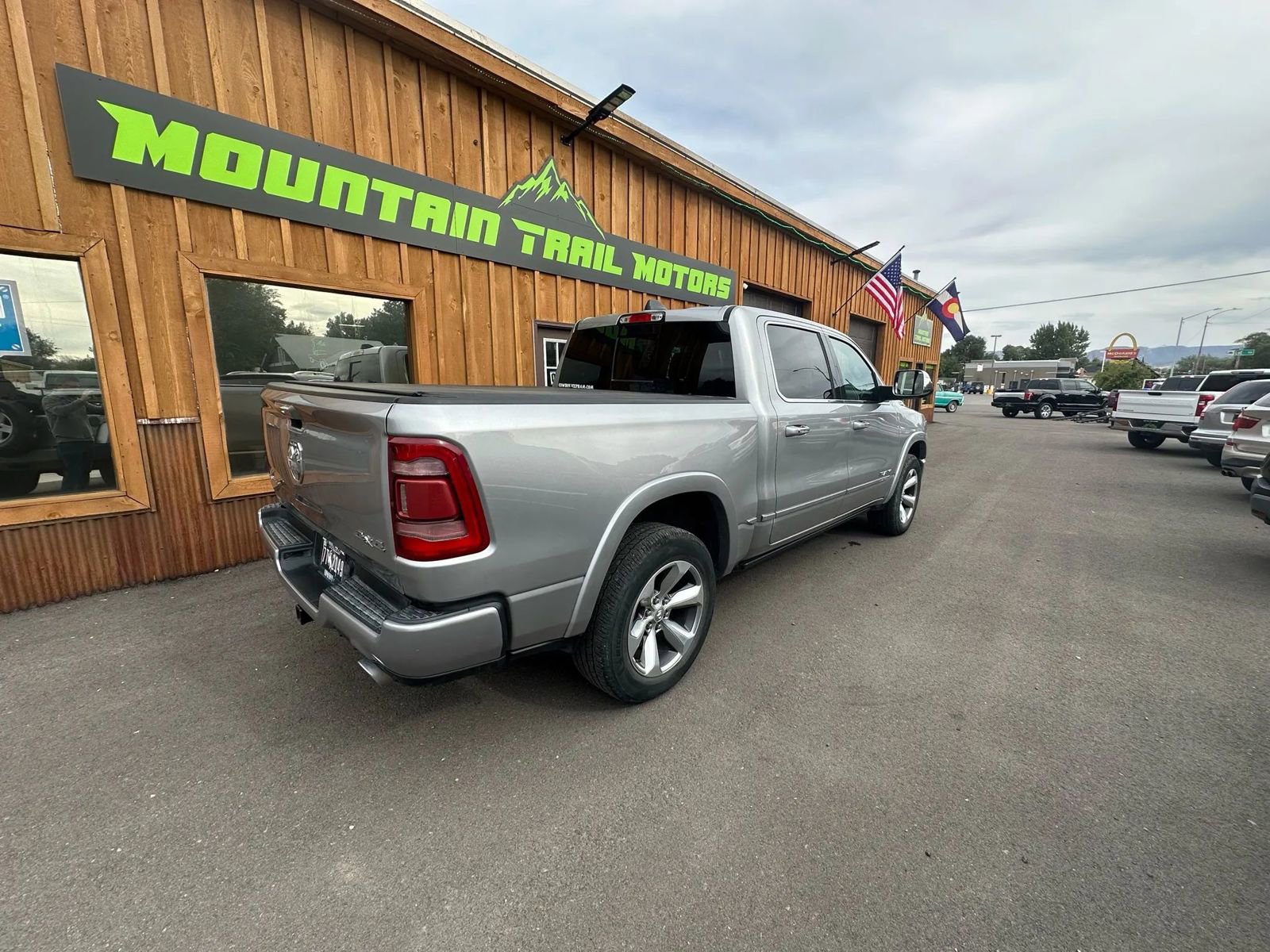 Used 2022 RAM 1500 Limited w/ Body Color Bumper Group image 6
