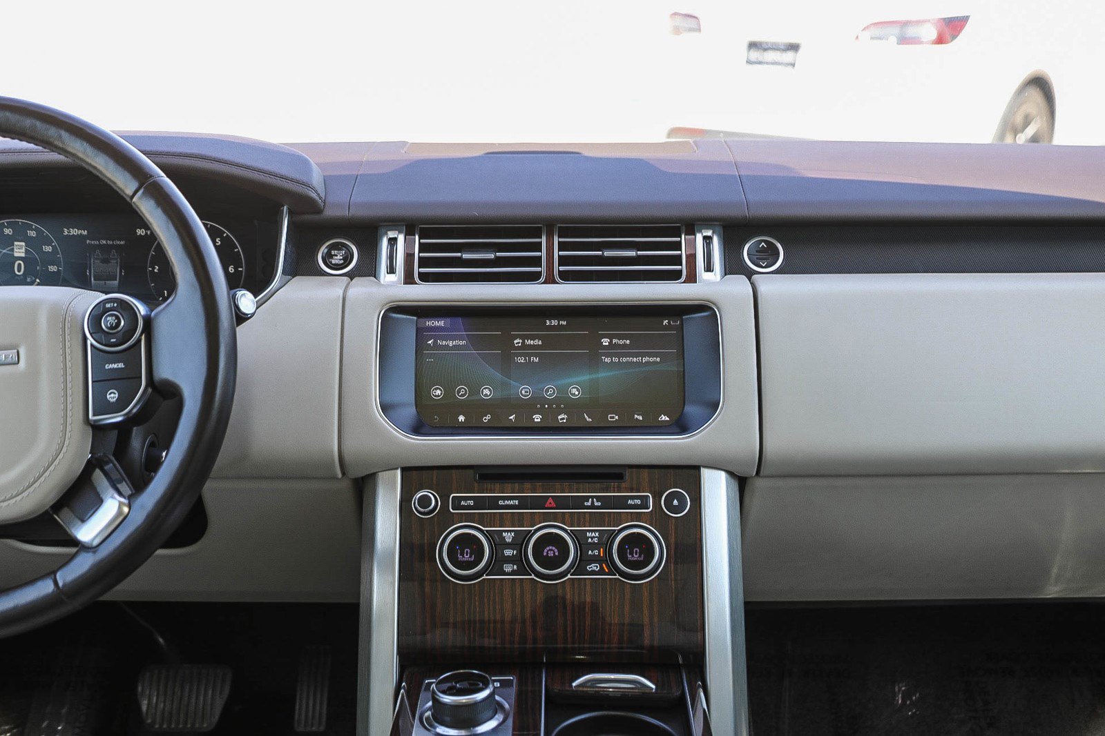 Used 2017 Land Rover Range Rover HSE AWD/4WD image 13