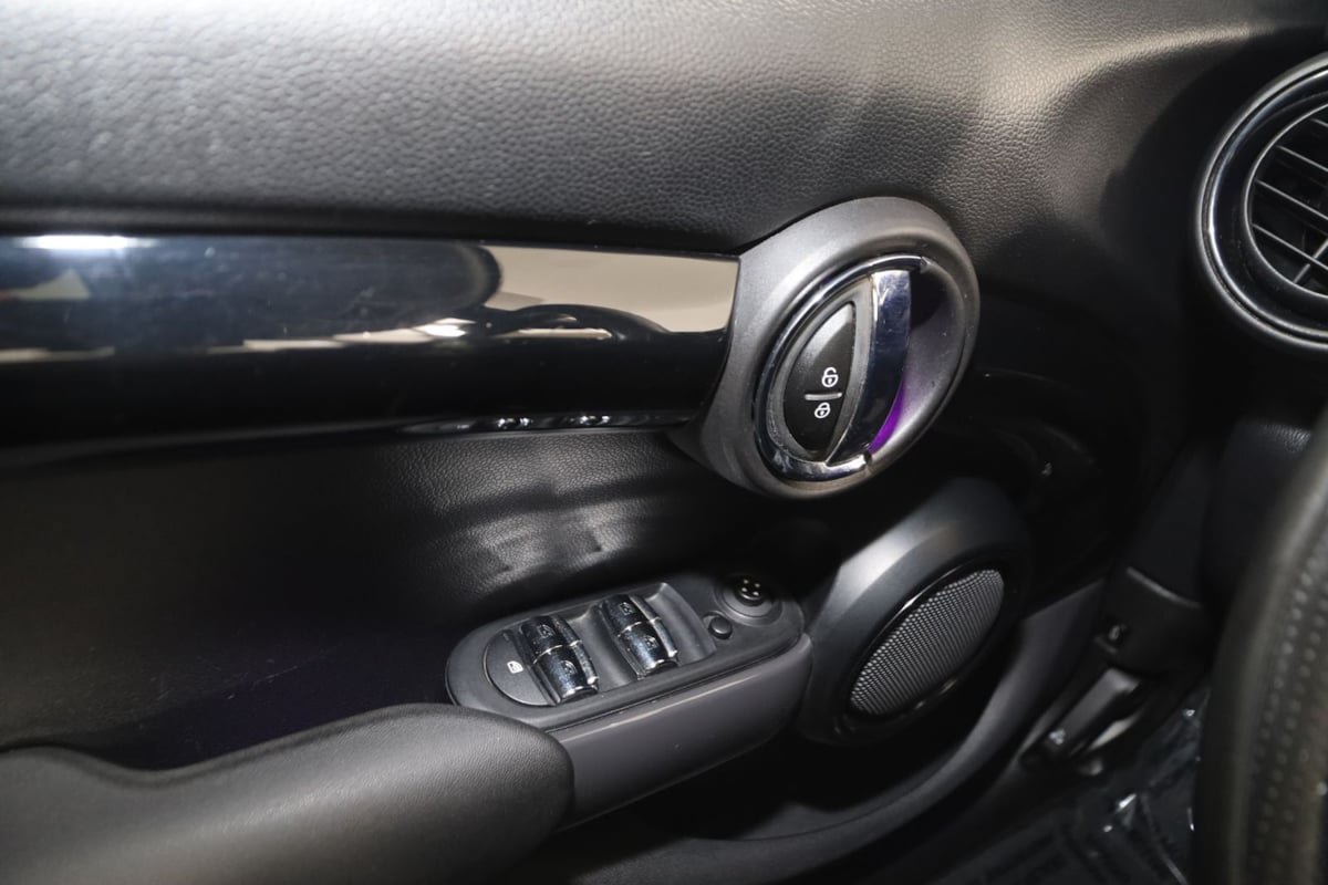 Used 2021 MINI Cooper S FWD image 27